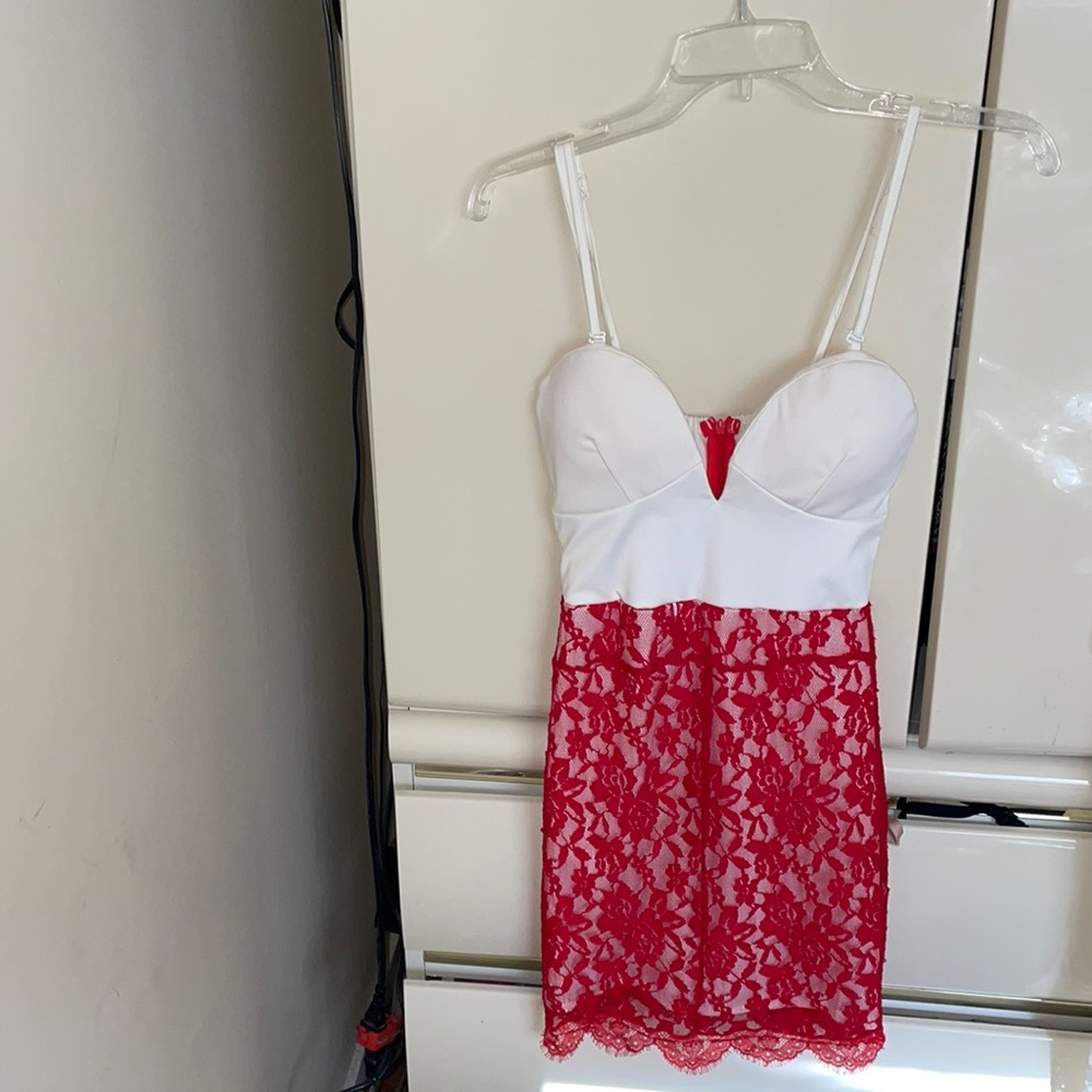 Lace dress
